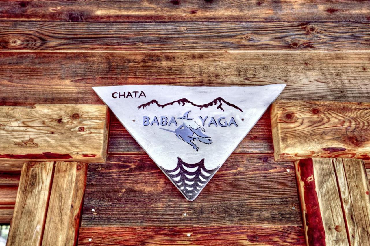 Chata Baba Yaga Zdiar Luaran gambar